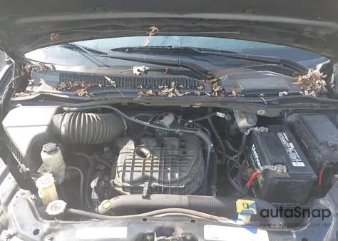 2011 Dodge Grand Caravan Express z USA, uszkodzony, nr VIN 2D4RN4DGXBR738181